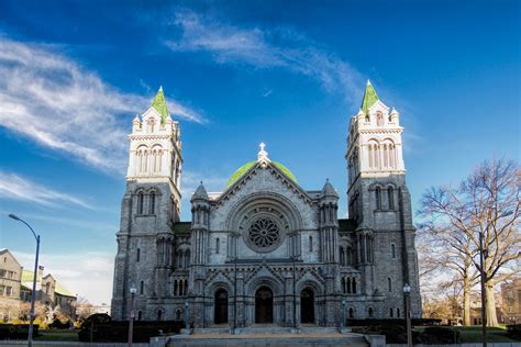Basilica st louis - St. Louis, Mo., Oct 31, 2023 / 14:15 pm. The Vatican’s Dicastery for the Clergy has agreed to review the mergers of two Archdiocese of St. Louis parishes, which Archbishop Mitchell Rozanski had ...